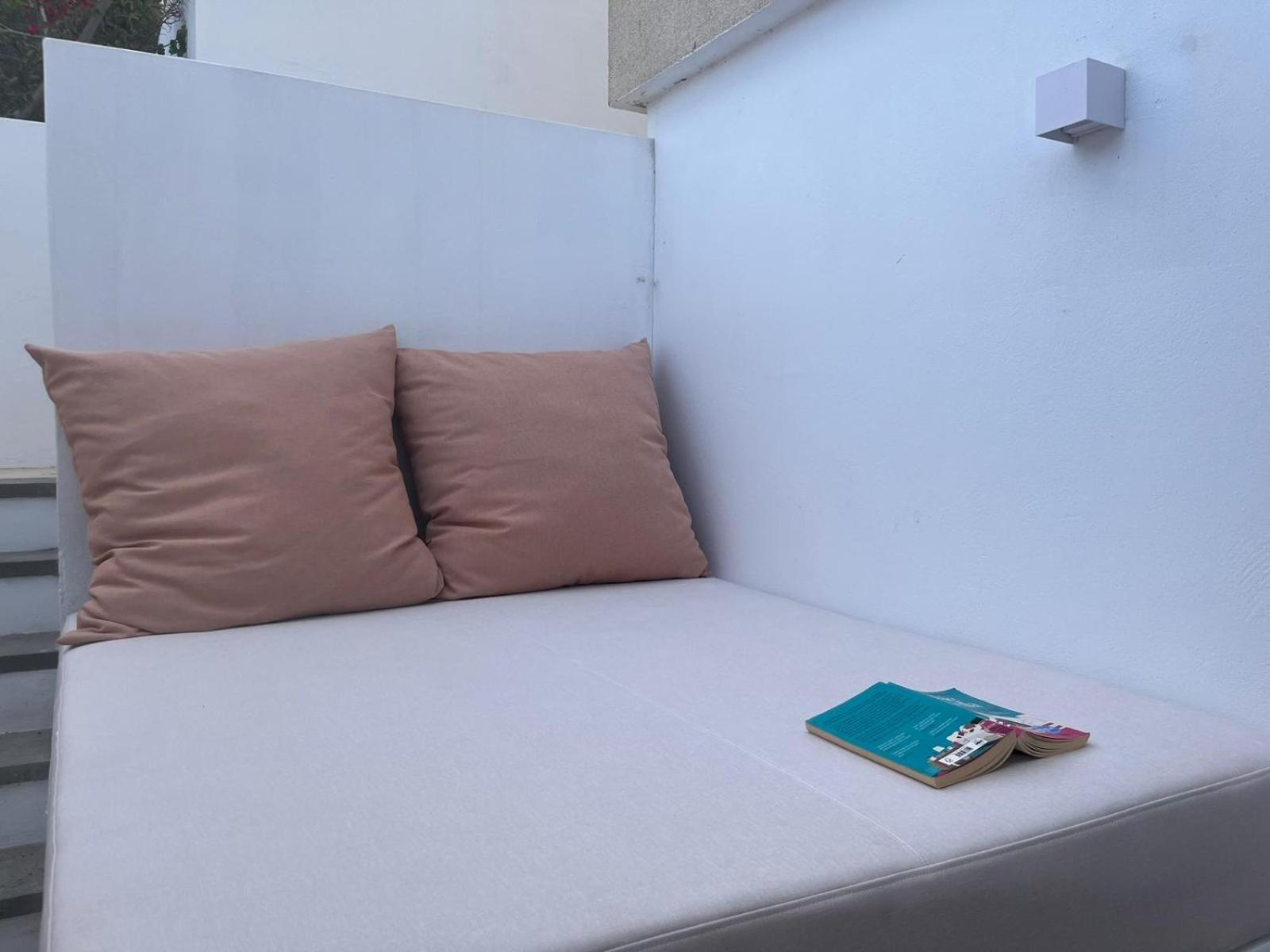 Jurel, Comodo Estudio Junto Al Mar Punta Mujeres Екстериор снимка